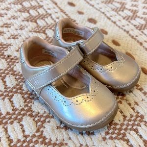 Stride rite shoes